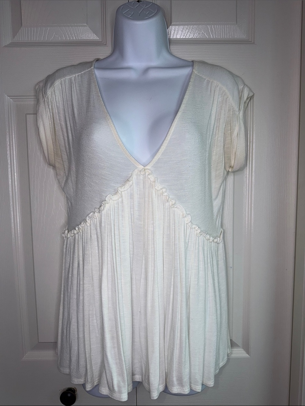 3 for $20 COPPER KEY Cream Deep V-Neck Flowy Babydoll Top Short Sleeves Pleats